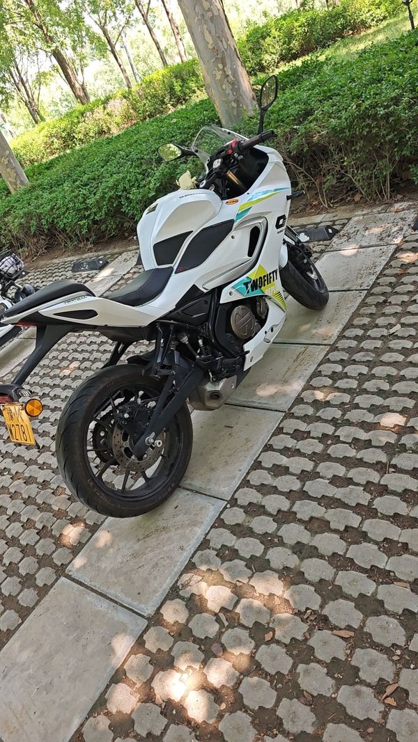 QJMOTOR 赛250