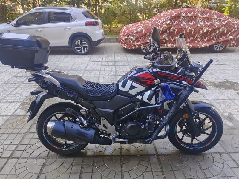 豪爵铃木 DL250
