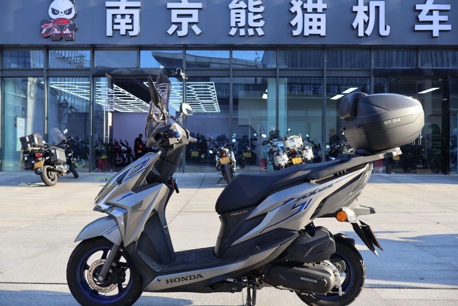 新大洲本田 裂行 RX125Fi