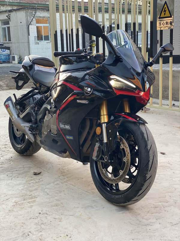 QJMOTOR 赛600