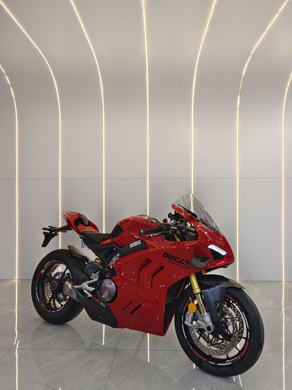 杜卡迪 Panigale V4
