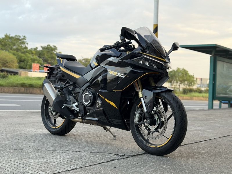 无极 RR525