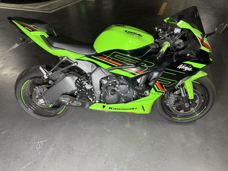 川崎 Ninja ZX-6R 
