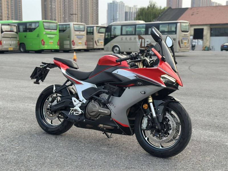 QJMOTOR 赛550