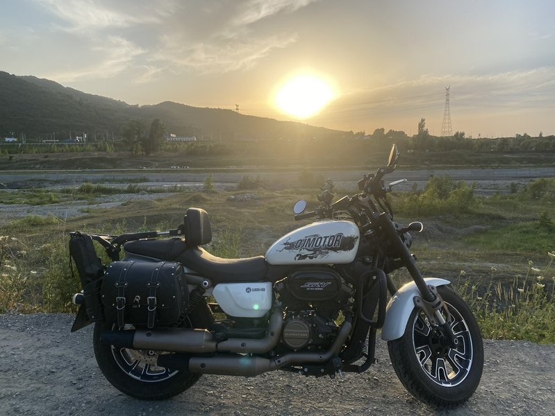 QJMOTOR 闪350