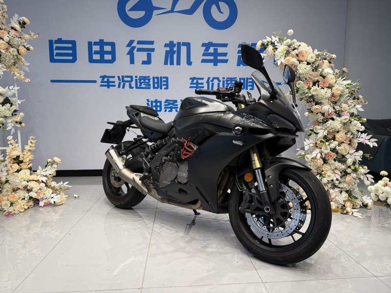 QJMOTOR 赛600