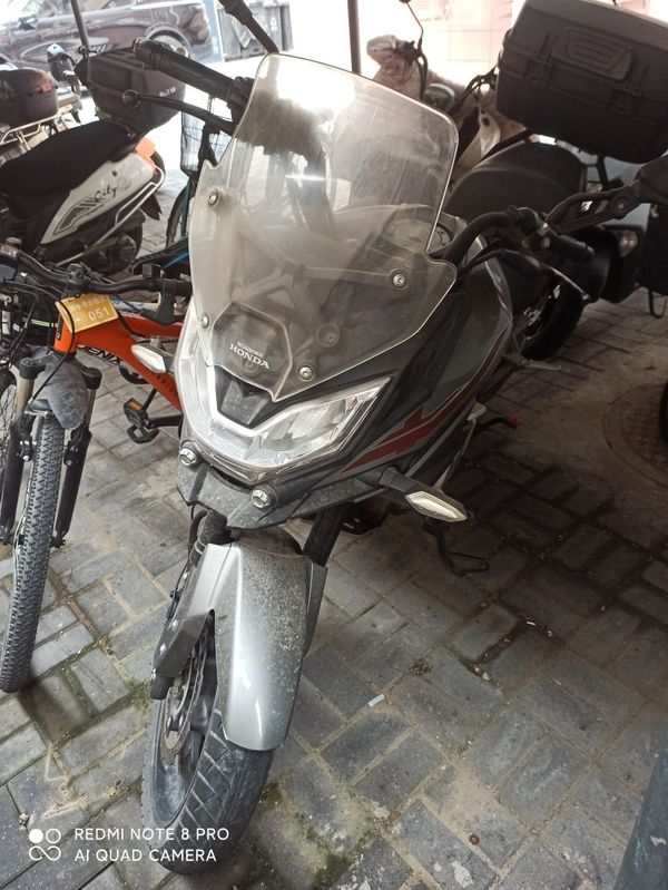 新大洲本田 CBF190R