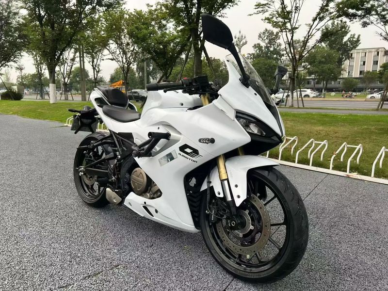 QJMOTOR 赛250
