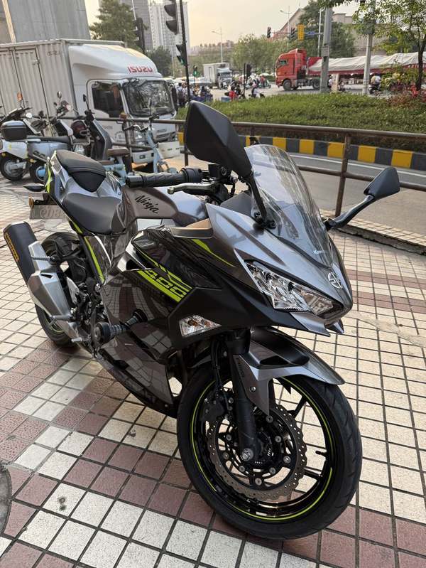川崎 Ninja 400