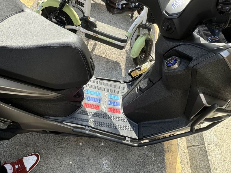 光阳 赛艇 ST250