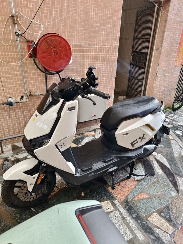 小牛 FX