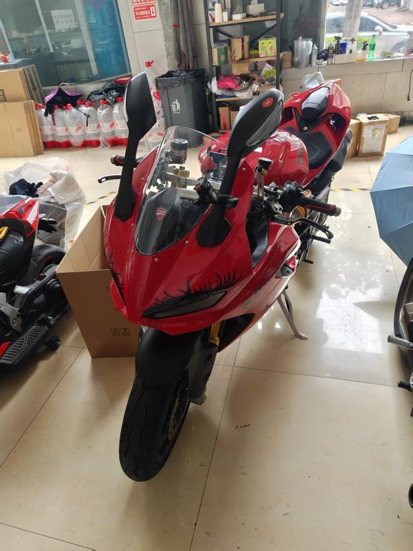 杜卡迪 Panigale V2