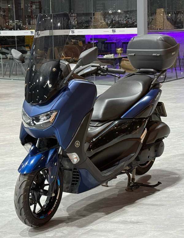雅马哈 NMAX