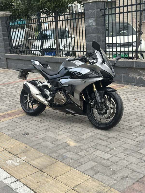 QJMOTOR 赛450