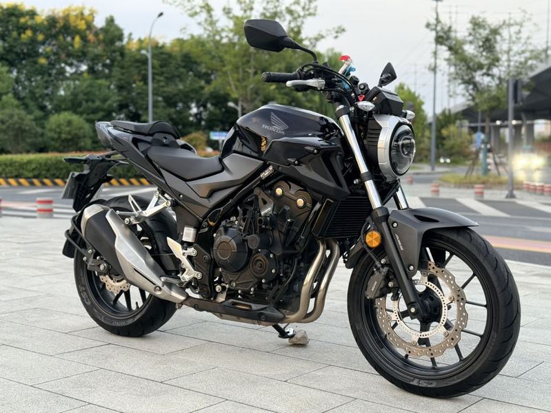 本田WING CB400F