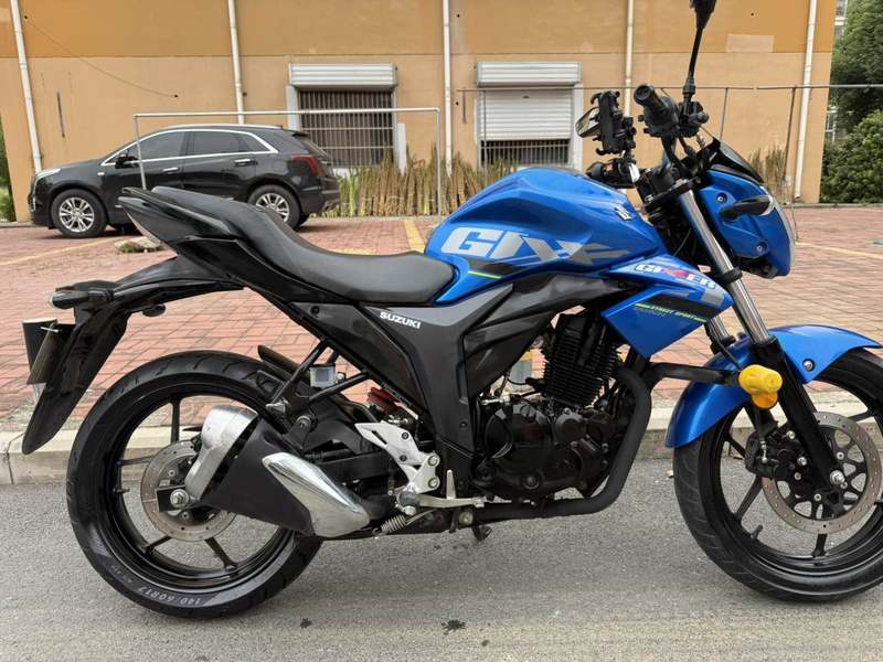 济南铃木 极客飒 Gixxer 155 NK