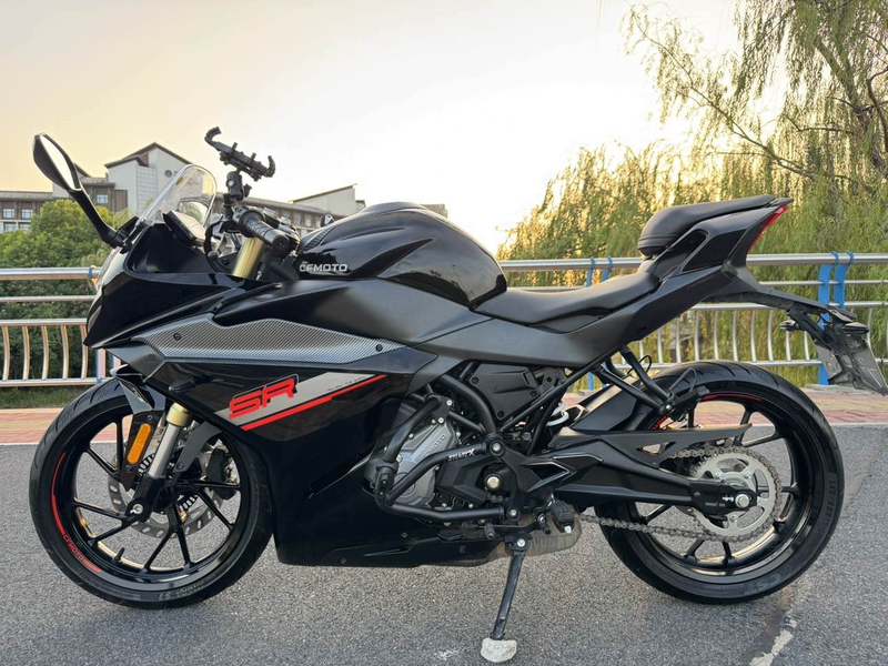 春风 250SR