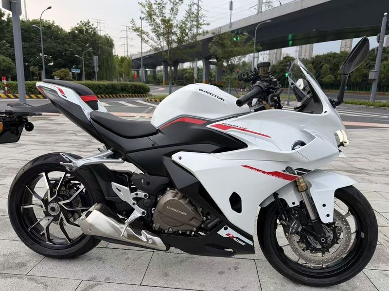 QJMOTOR 赛450