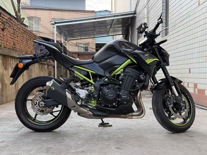 川崎 Z900
