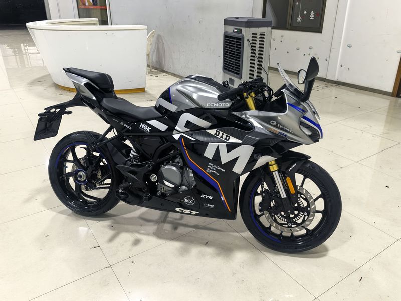 春风 250SR