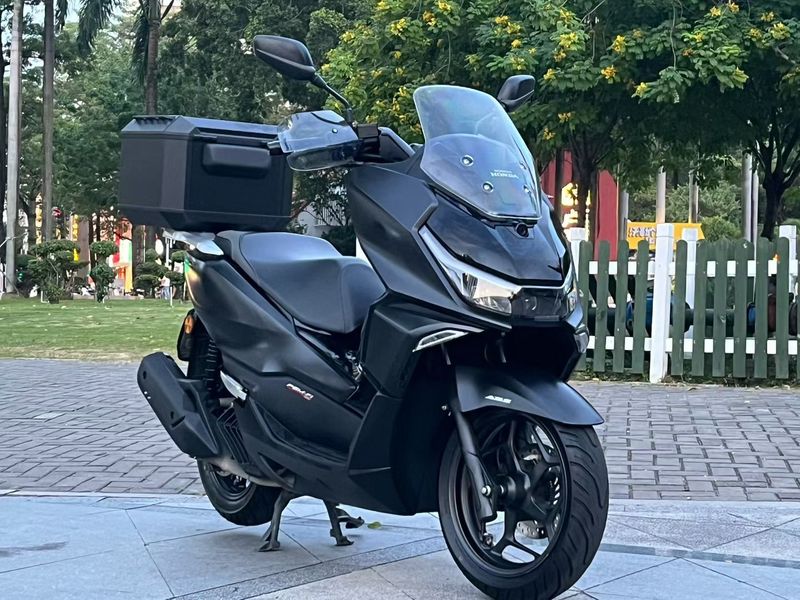 新大洲本田 NS150GX