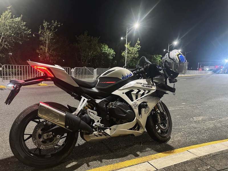 QJMOTOR 赛600
