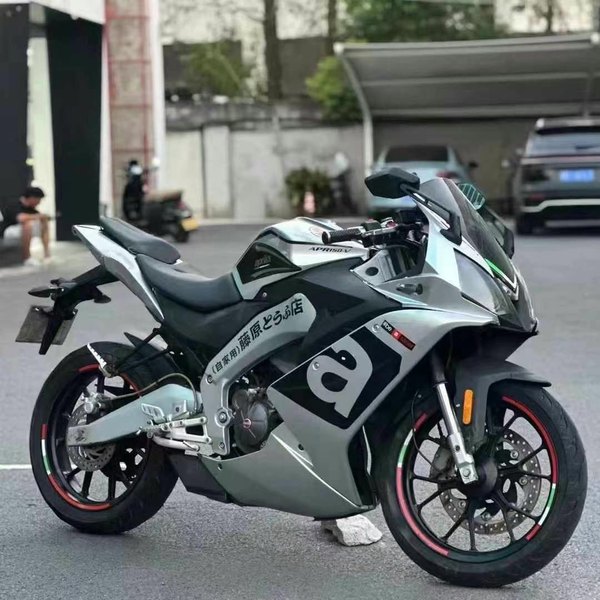 宗申阿普利亚 GPR150R