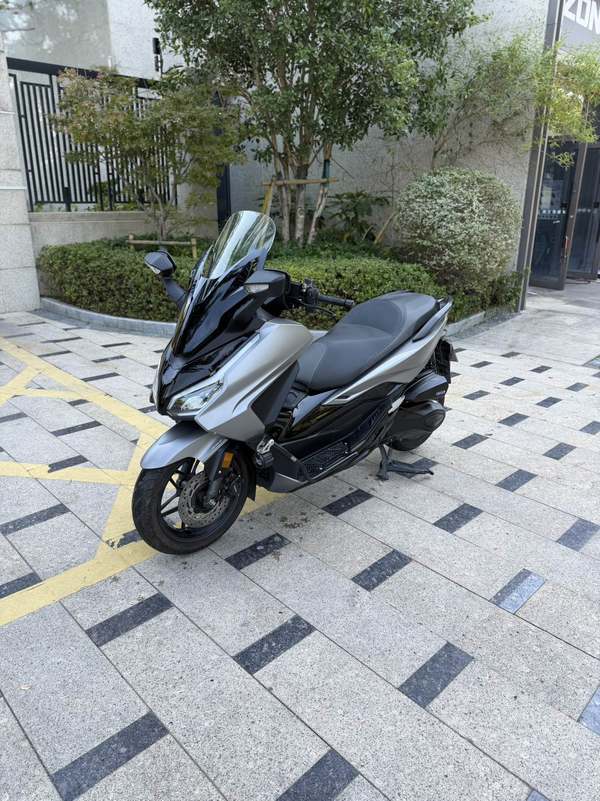 本田WING NSS350