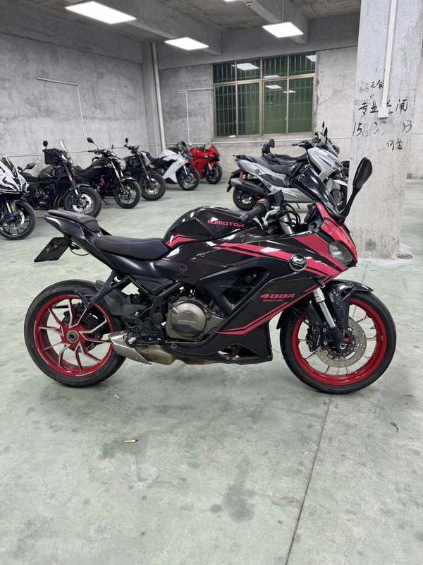 QJMOTOR 赛400