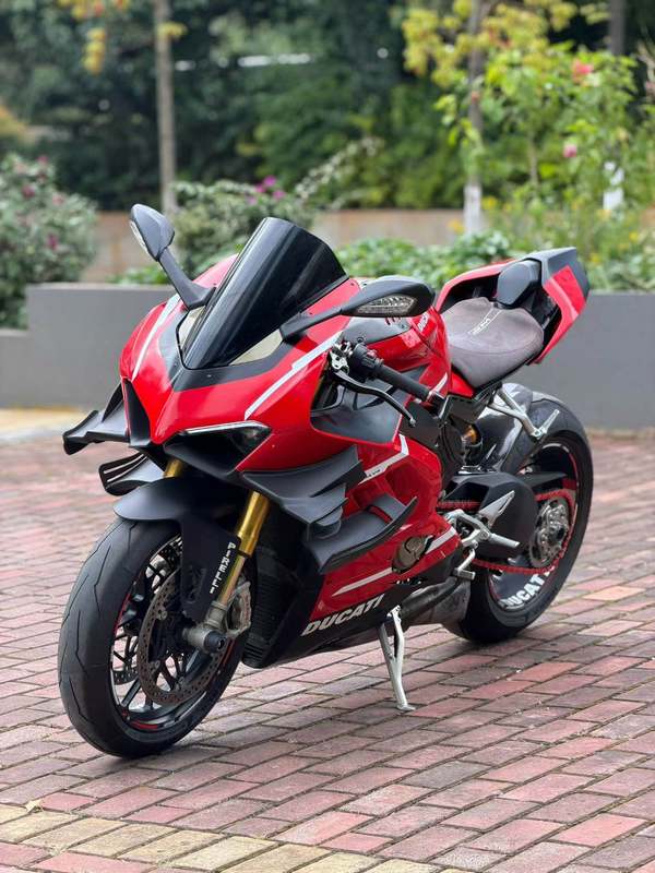 杜卡迪 Panigale V4