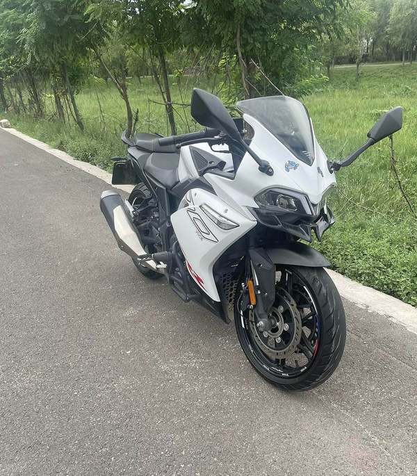 无极 300RR