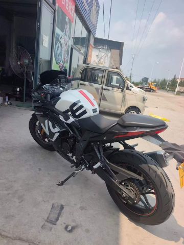 无极 300RR