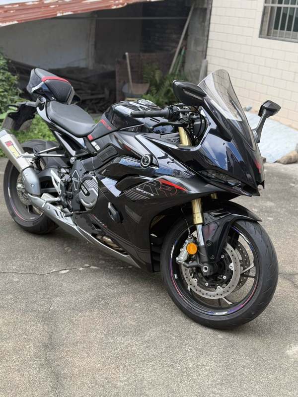 无极 RR660