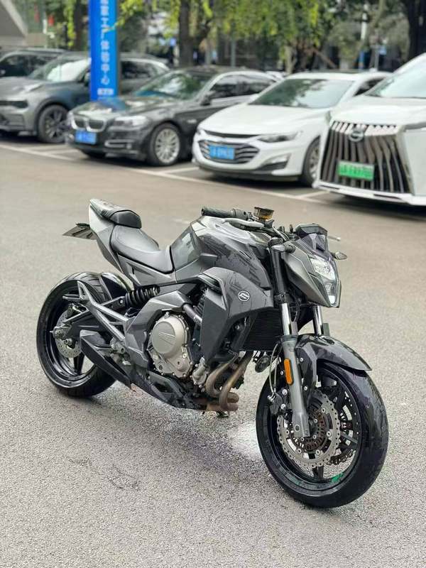 春风 650NK