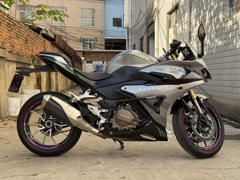 QJMOTOR 赛450