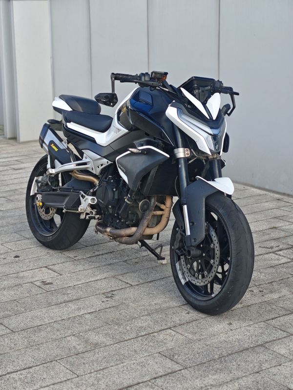 春风 800NK