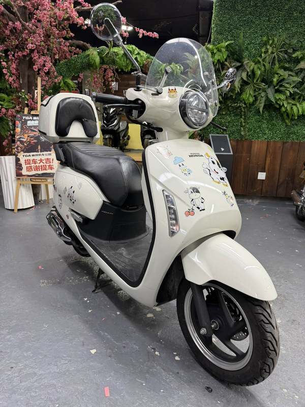 新大洲本田 NS125LA