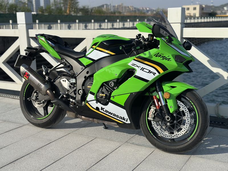 川崎 Ninja ZX-10R