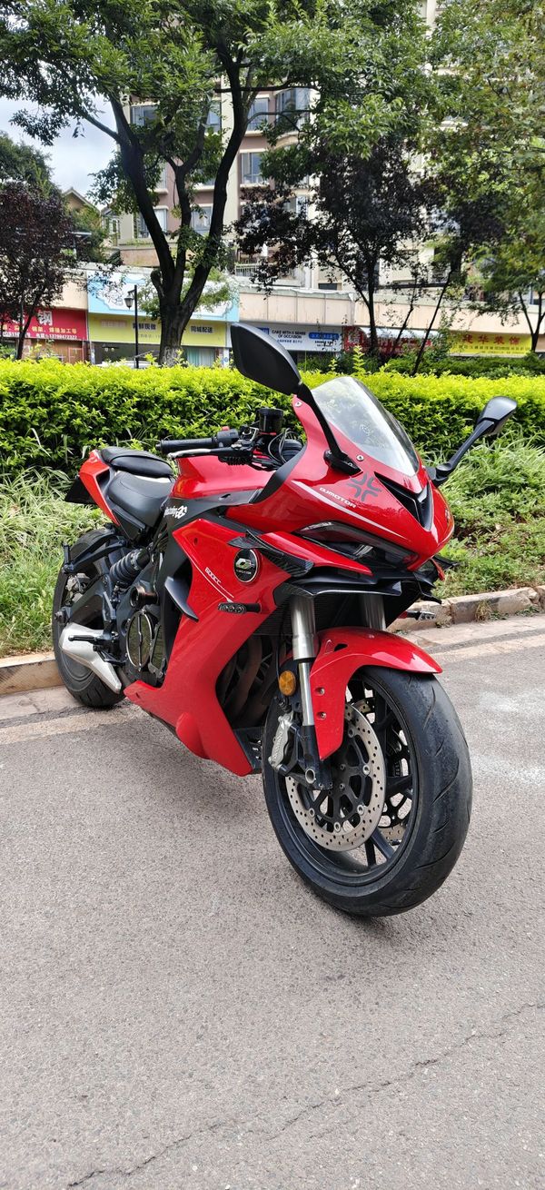 QJMOTOR 赛600