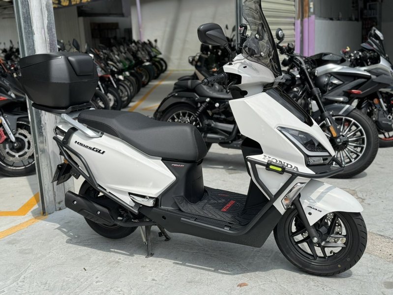 新大洲本田 NS125GU