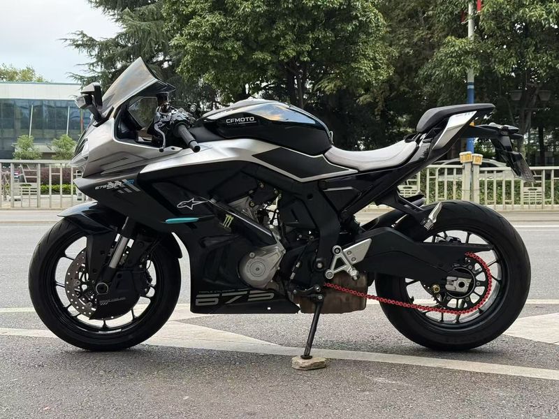 春风 675SR