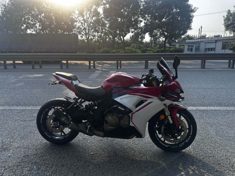 QJMOTOR 赛600