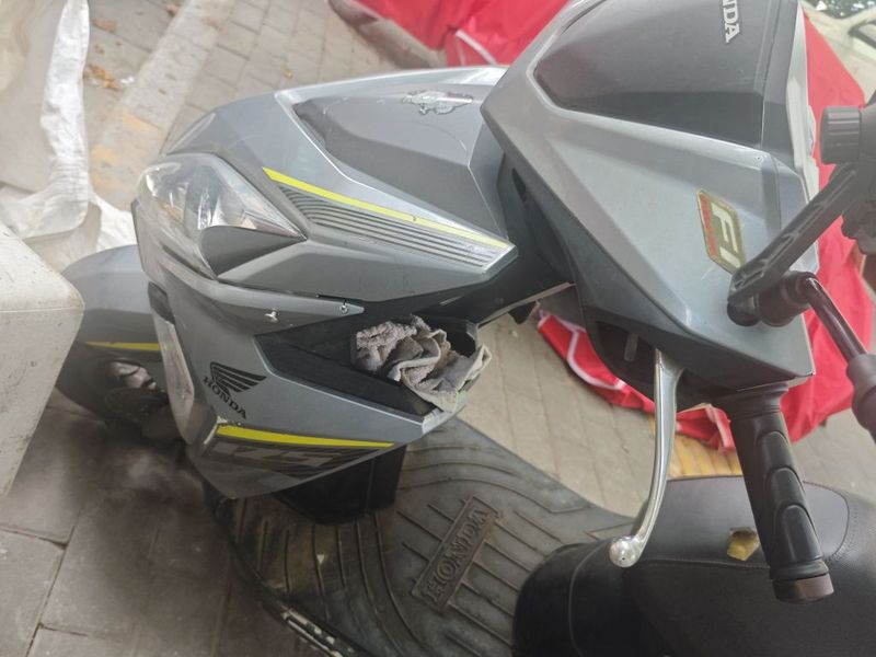 新大洲本田 裂行 RX125Fi