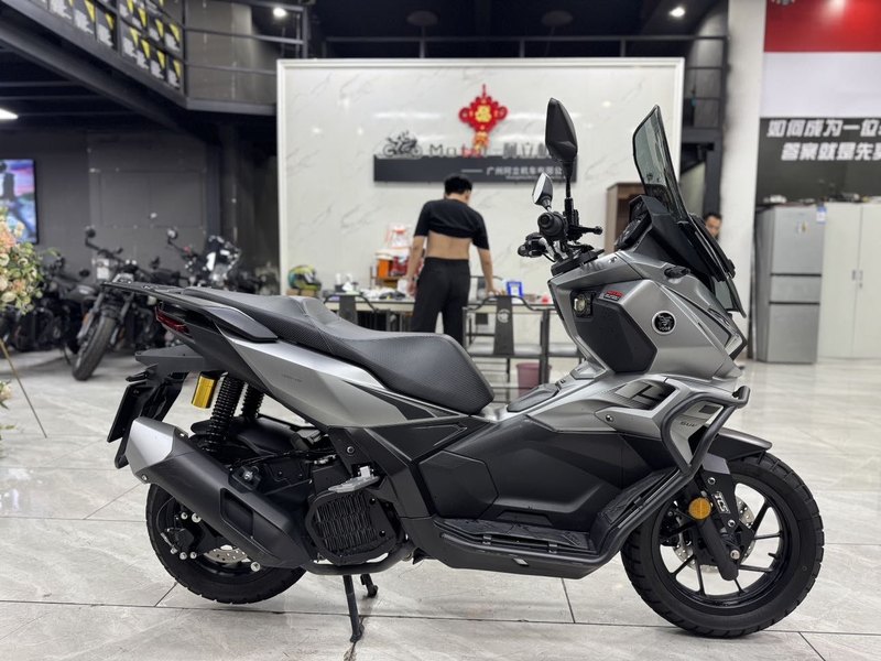 无极 SR150S