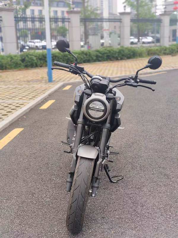 新大洲本田 CB190TR