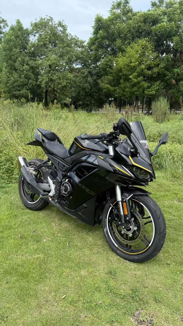 无极 250RR