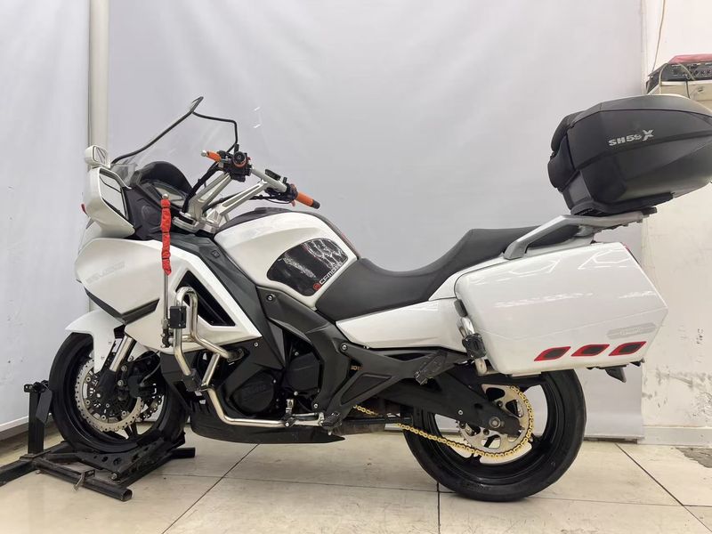 春风 650TR-G