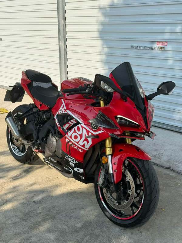QJMOTOR 赛600