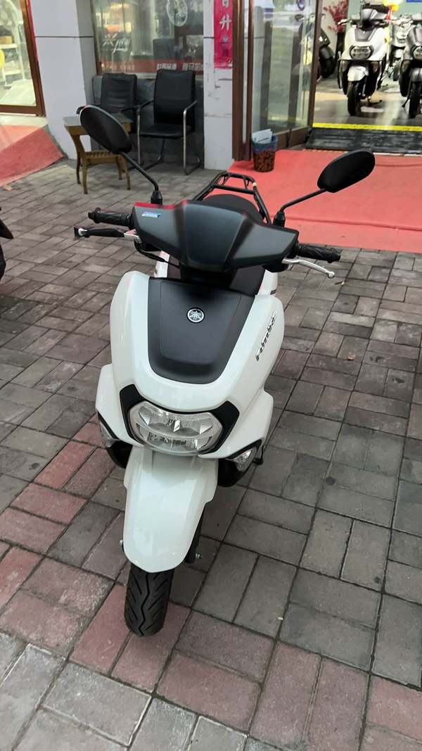 建设雅马哈 旭鹰125