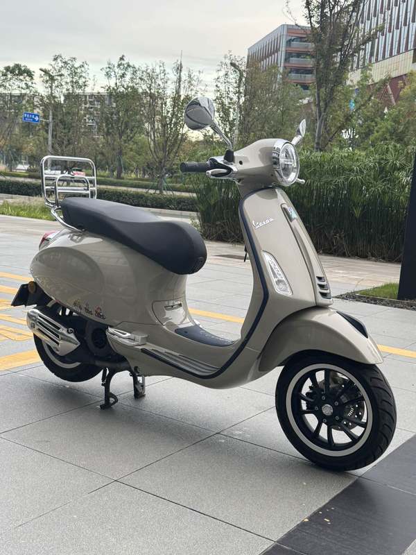VESPA Primavera 150